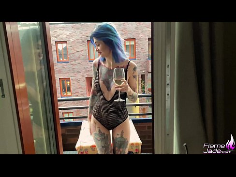 ❤️ Enormt Meedchen suckt mat engem Gulp a fuckt passionéiert ënner dem oppenen Himmel Porno op lb.masseffect1.ru